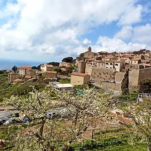 Appartamenti Giglio Castello Giglio Castello